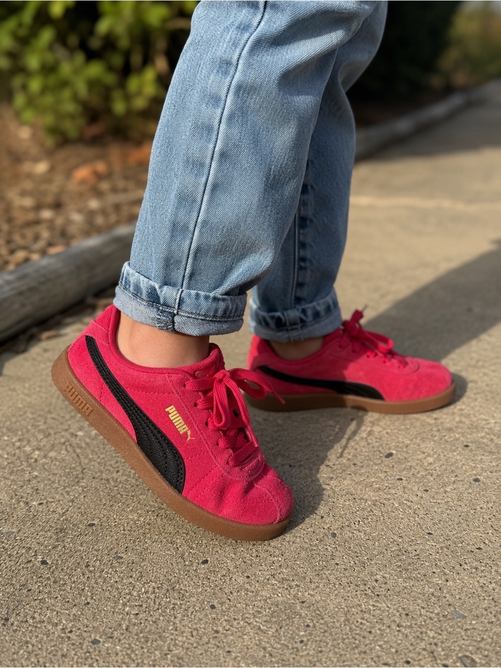 Puma Palermo Kids Sneakers Size (2) Red Pink Suede Black Stripe Gum Sole - Picture 1 of 8